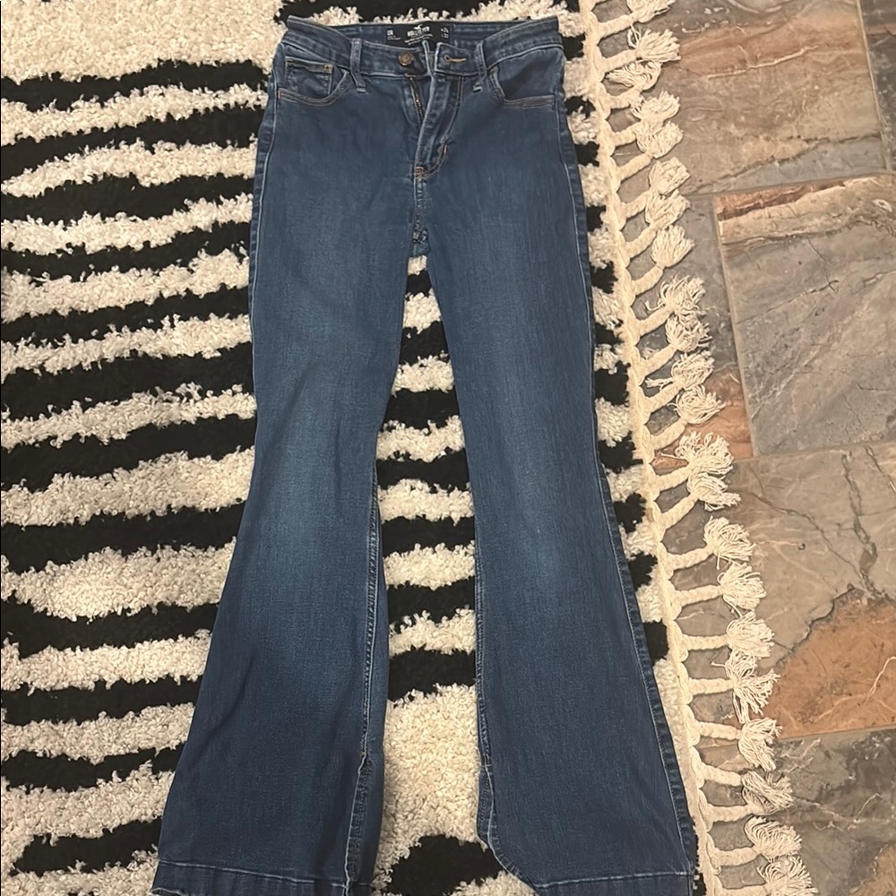 Hollister Blue High Rise Jeans with Classic Contrast Stitching